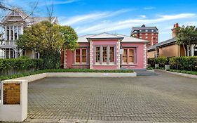 The Classic Villa Christchurch Exterior photo