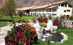 Taypikala Deluxe Valle Sagrado Urubamba Exterior photo