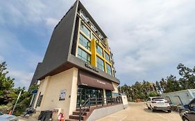 Sunrise Hotel Jungmun Branch Seogwipo Exterior photo