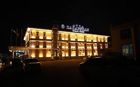 Zarafshan Grand Hotel Navoi Exterior photo