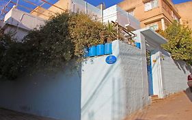 The Blue House "Gerasa" Hostel Exterior photo