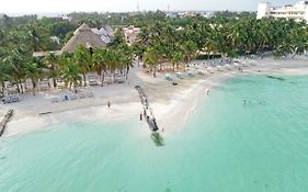 Cabanas Maria Del Mar Hotel Isla Mujeres Exterior photo