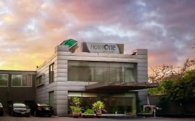 Hotel One - The Mall Lahore Exterior photo