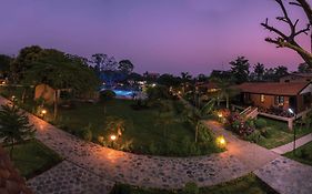Jungle World Resort Sauraha Exterior photo