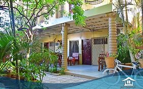 Hotel Y Apartments Los Cisneros Managua Exterior photo