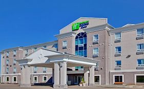 Holiday Inn Express Hotel & Suites Swift Current, An Ihg Hotel Exterior photo