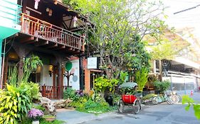 Changmoi House Chiang Mai Exterior photo