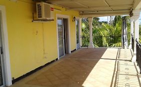 One Bedroom House At Trou Aux Biches Beach 250 M Away From The Beach With Garden And Wifi Exterior photo