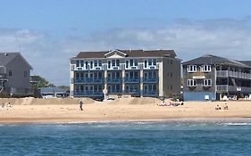 Misquamicut Beach Front Inn Westerly Exterior photo