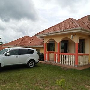 Dika Apartments Fort Portal Exterior photo