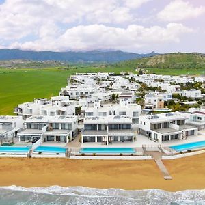 Caesar Beach Villas And Apartments Gastria Exterior photo