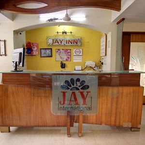Hotel Jay International Vapi Exterior photo