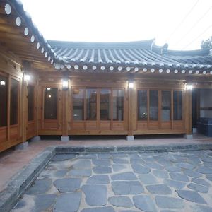 Hanok Sodamjeong Gyeongju Exterior photo