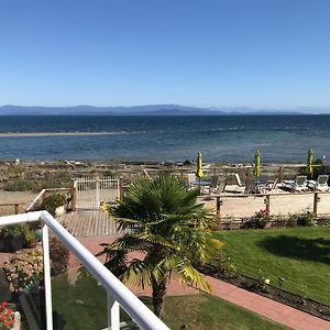 Buena Vista By The Sea Hotel Qualicum Beach Exterior photo