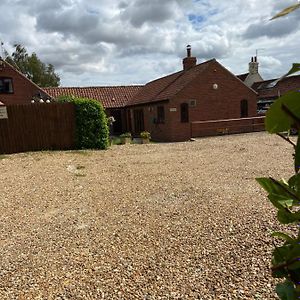 Willow Tree Cottages Newark-on-Trent  Exterior photo