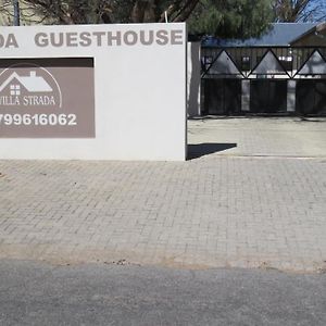 Villa Strada Guesthouse Klerksdorp Exterior photo