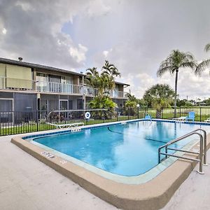 Condo With Pool Access Less Than 4 Miles To Siesta Key Beach Sarasota Exterior photo