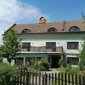 Otevrena Naruc Pension Letovice Exterior photo