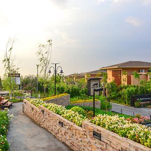 Civilai Hill Khao Yai Hotel Pakchong Exterior photo