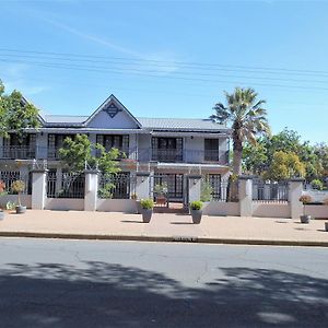 Oakwood Lodge Bloemfontein Exterior photo