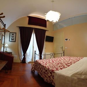 Residenza Delle Grazie Bed & Breakfast Miglionico Exterior photo