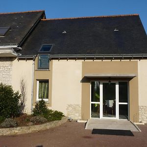 Les Bacchusiennes Hotel Saint-Georges-sur-Layon Exterior photo