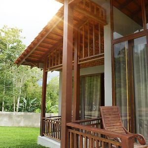 Mandara Tree Villas Kampong Sum Sum Exterior photo