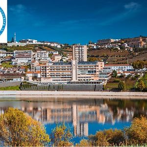 Hotel Regua Douro Peso da Regua Exterior photo