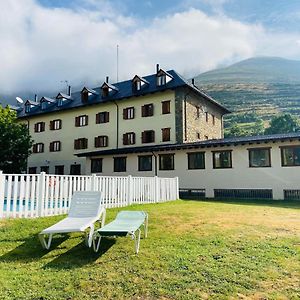 Hotel Taull Pla de l'Ermita Exterior photo