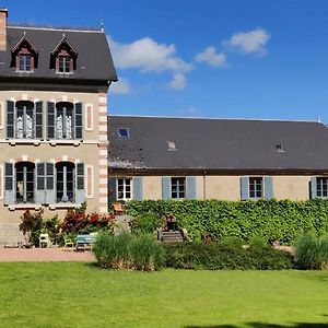 Chateau De Saint Etienne Exterior photo