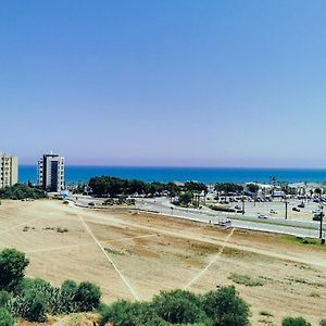 Mackenzie Seaview Paradise Larnaca Exterior photo