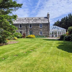 Cosy, Coastal Retreat With A Large Garden Villa Monreith Exterior photo