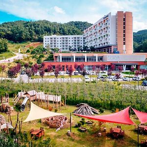 Sono Belle Cheongsong Hotel Exterior photo