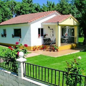 2 Bedrooms Villa With Private Pool Garden And Wifi At La Calzada De Bejar Exterior photo