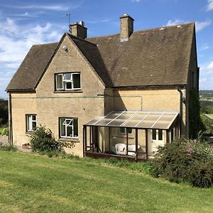 Beautiful 3 Bedroomed Cotswolds Farmhouse Andoversford Exterior photo