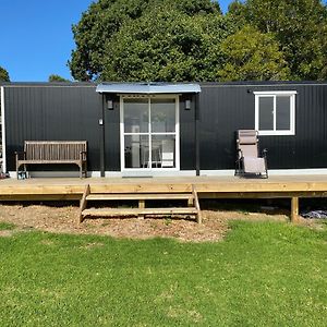 Cosy Cabin To Stay Even Better Than Glamping Pukekohe Exterior photo