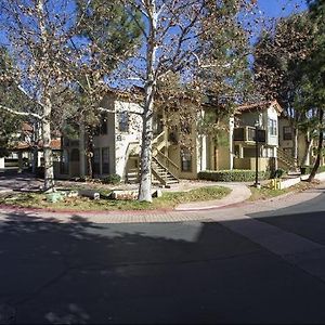 Oakwood At Westcreek Apartments Westlake Village Exterior photo