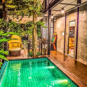 Exclusive Access To The Whole Garden. Villa Bangkok Exterior photo