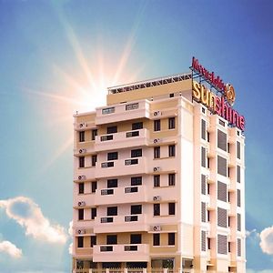 Meenakshi'S Sunshine Hotel Madurai Exterior photo