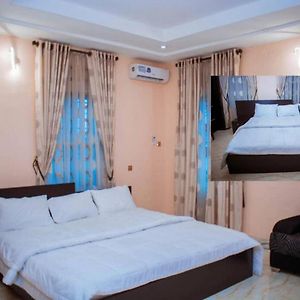 Room In Lodge - Mexiloyd Suites Queen Apartment Port Harcourt Exterior photo