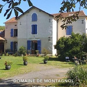 Domaine De Montagnol Bed & Breakfast Sauveterre  Exterior photo