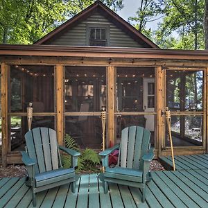 Quaint And Cozy Lake Cabin With Dock And Beach Access! Sayner Exterior photo