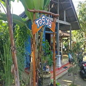 Penginapan Tasya Hotel Yogyakarta Exterior photo