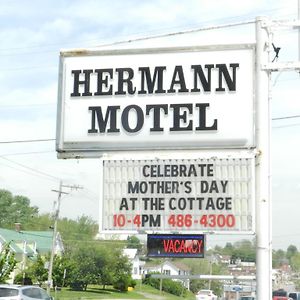 Hermann Motel Exterior photo