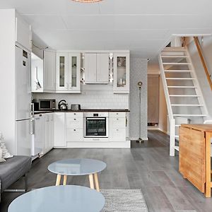 Entire Modern Home In Stockholm Kista - Suitable For Five Persons Exterior photo