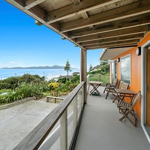 Rippling Waves Lookout - Raumati South Home Exterior photo