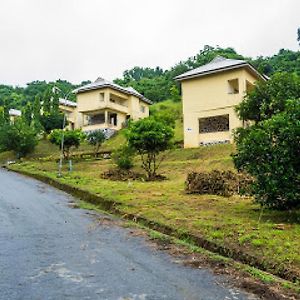 Room In Apartment - Ikogosi Warm Springs - Presidential Lodge Exterior photo