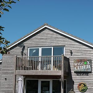 The Cider Shed Apartment Winscombe Exterior photo