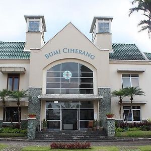 Bumi Ciherang Hotel Puncak Exterior photo