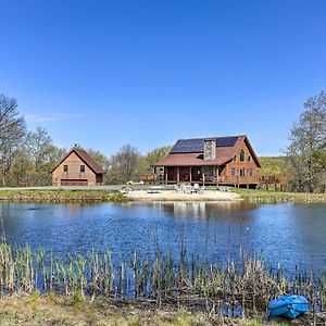 Poconos Family Fun Waterfront Cabin With Deck! Villa Nay Aug Exterior photo